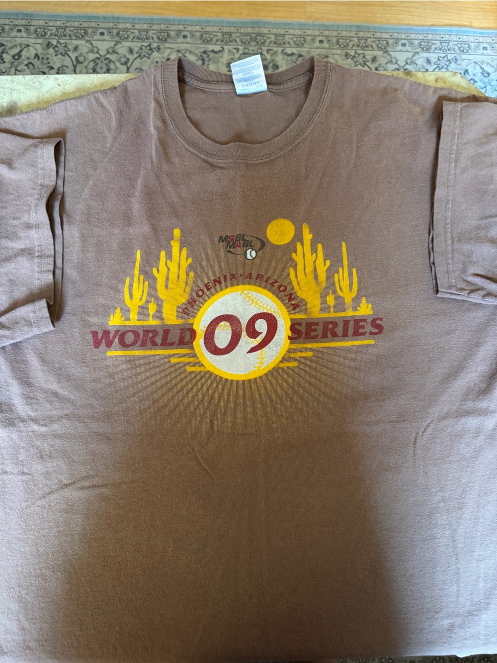 Retro '60 World Series' Graphic Tee - Brown